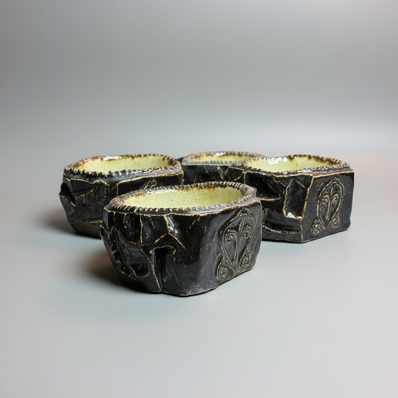 Kurinuki in BLACK dessert cups (set of four)
