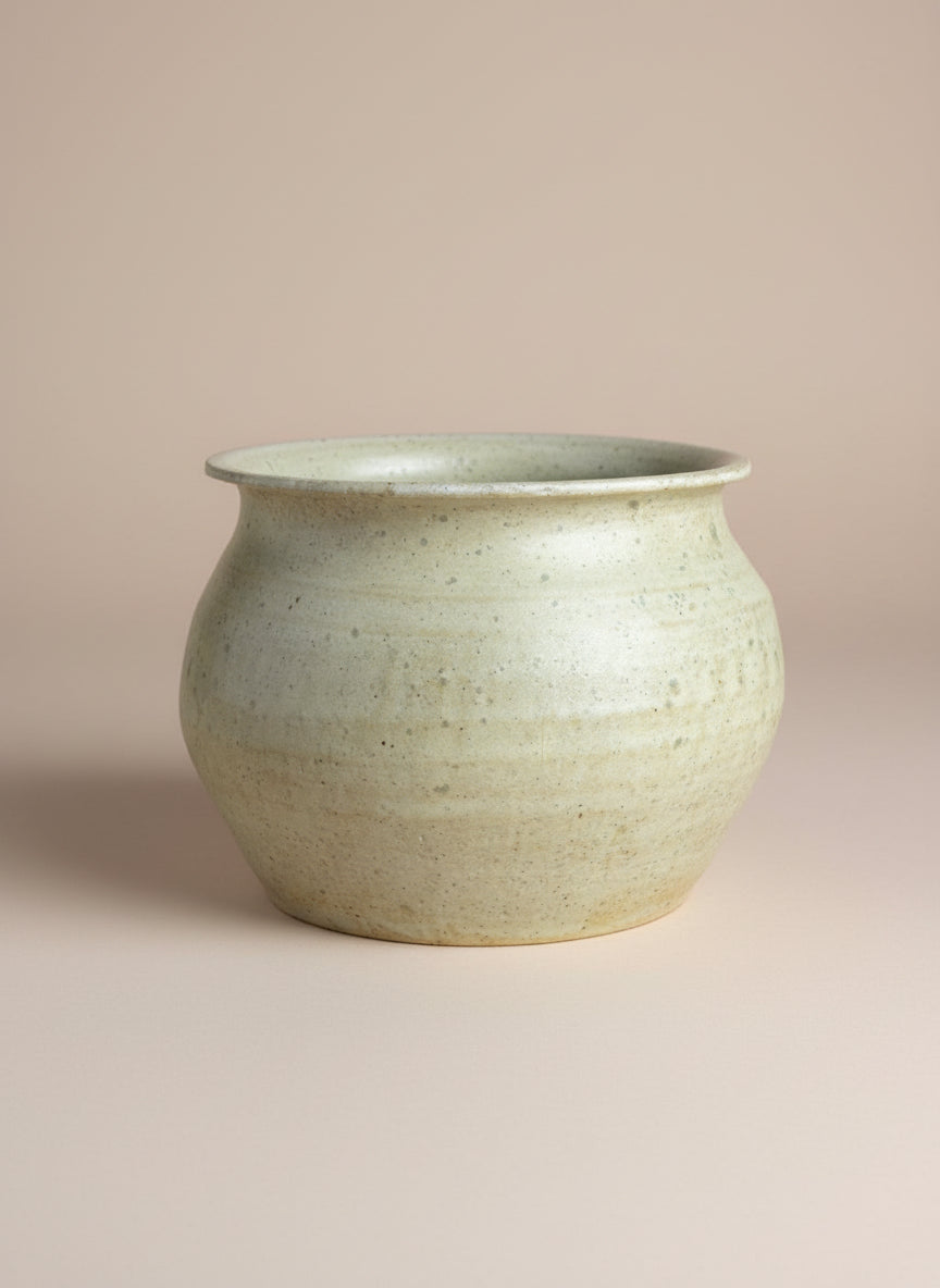 ** NEW ** SEA SALT CERAMIC  POT