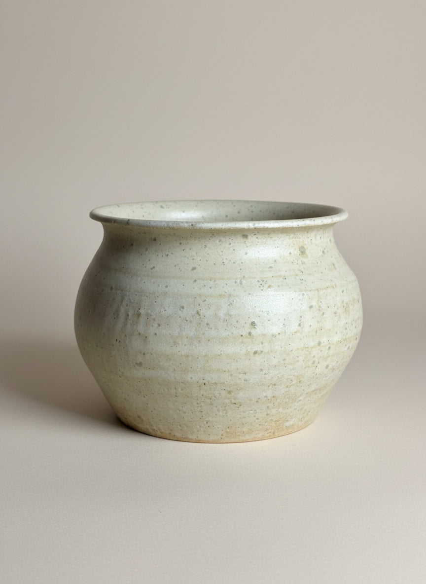 ** NEW ** SEA SALT CERAMIC  POT