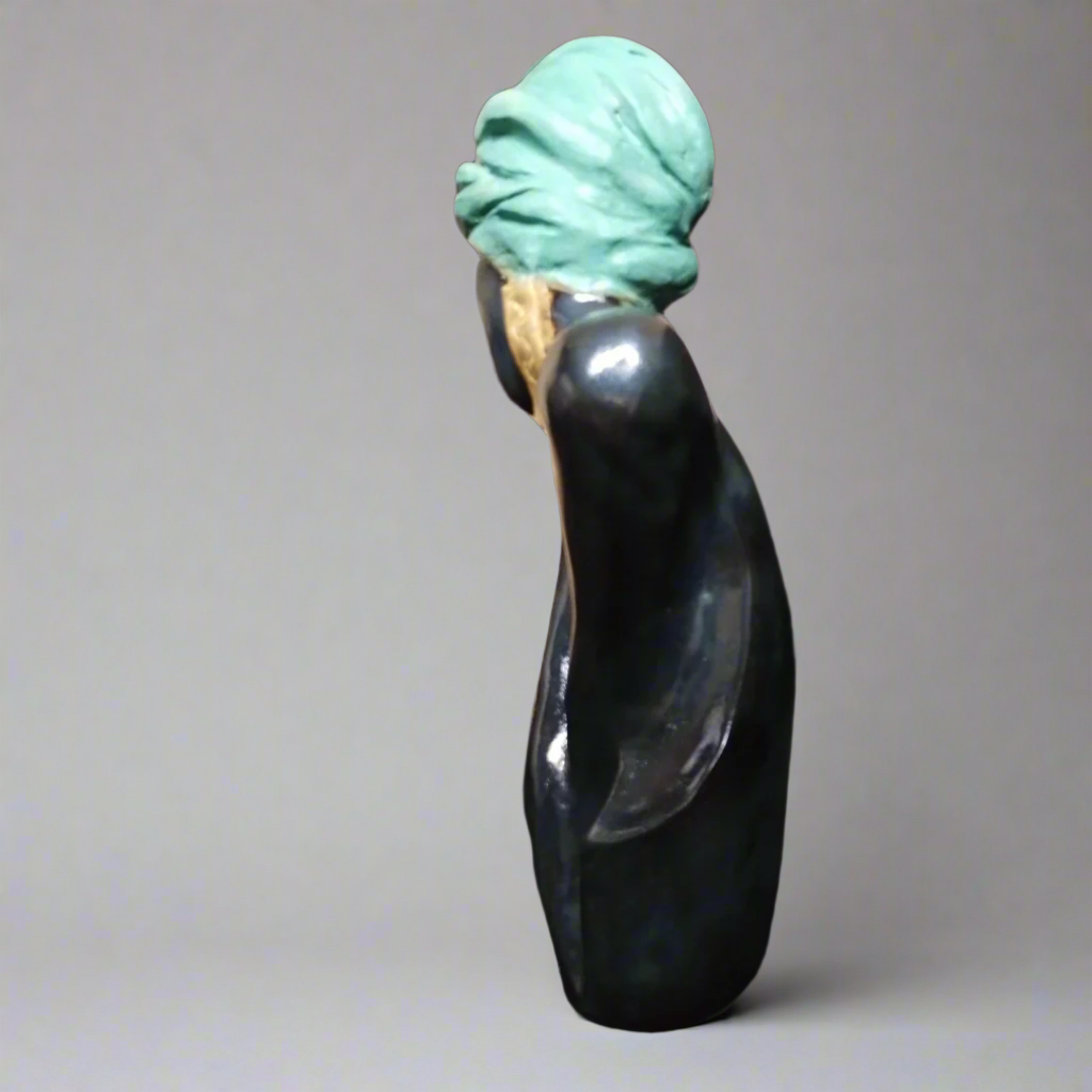 DEMURE - Midsized stoneware sculpture