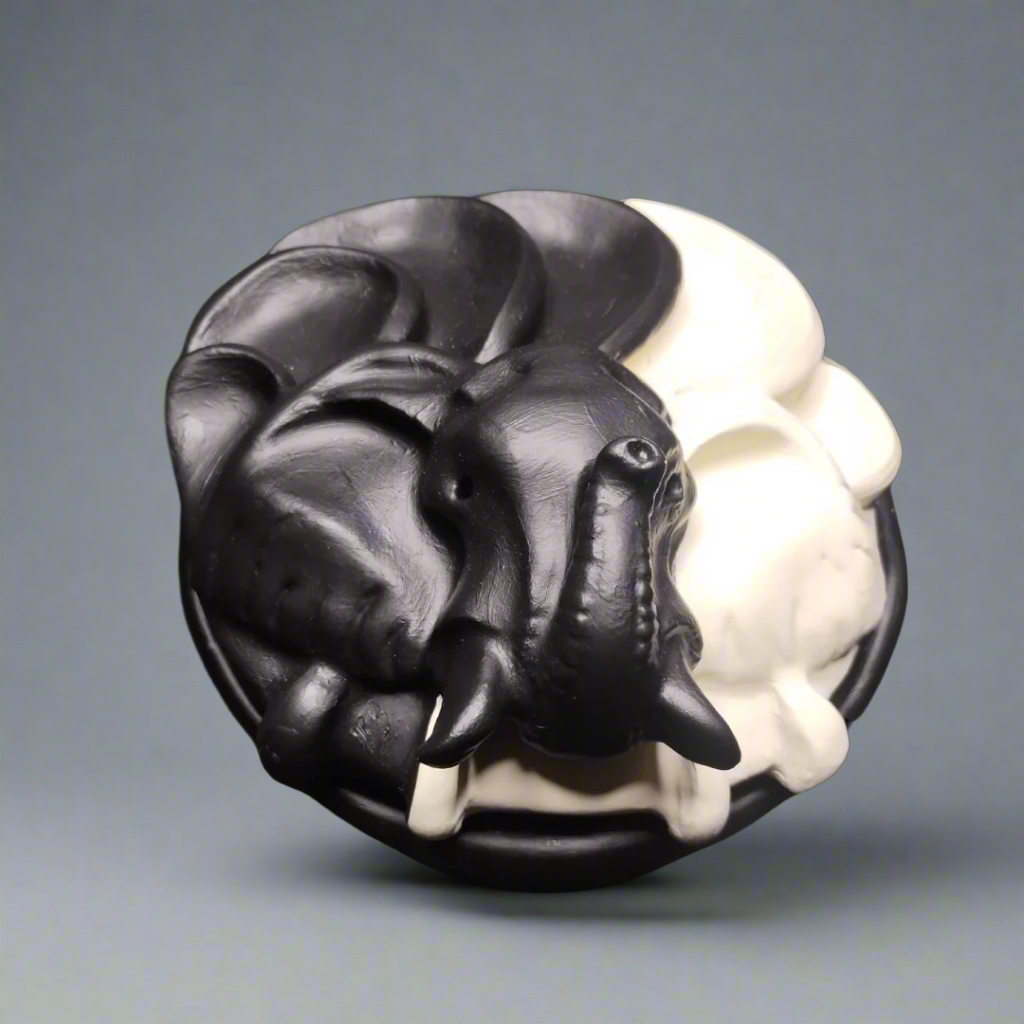 ELEPHANT VESSEL - Mid sized clay work